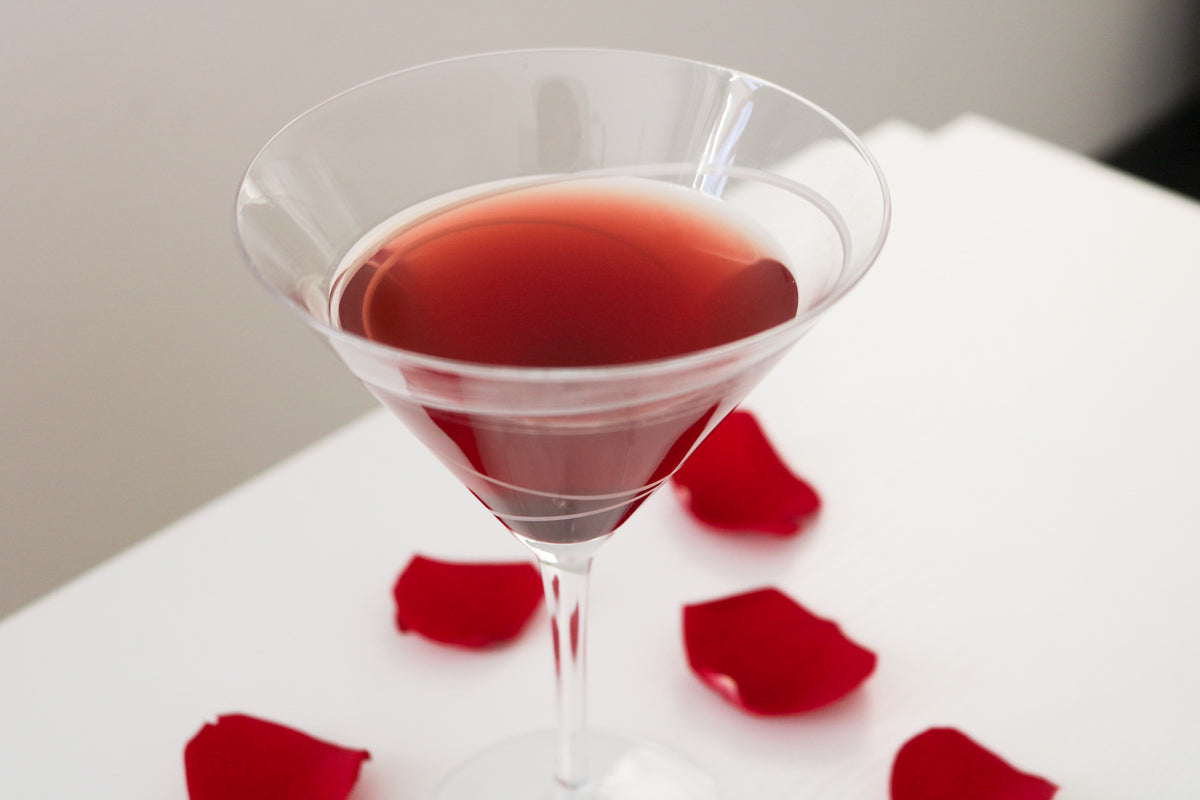 Herbal Cocktail: Make this Spicy Love Potion for Valentine's Day